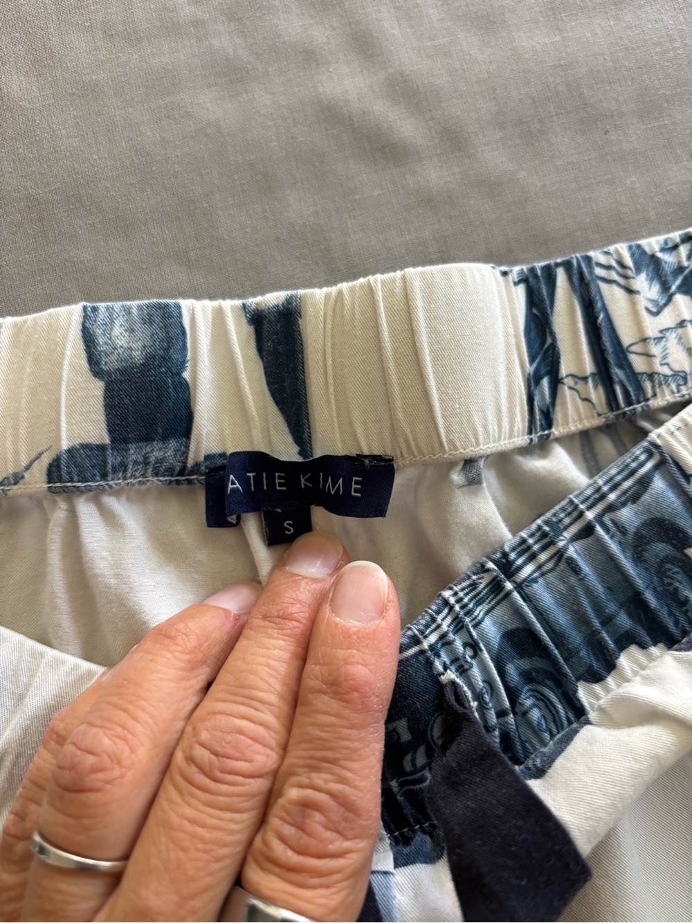 Katie Kime Apres Ski Toile Pajama Set Blue White Short Sleeve Pants Small - Picture 15 of 16